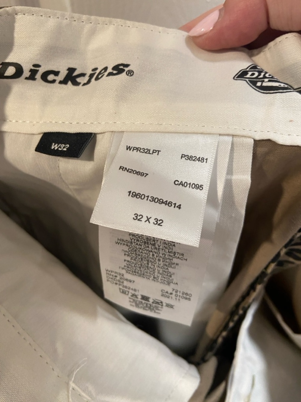 Urban Outfitters Dickies Leopard Print Silver Firs Pants - Picture 10 of 10